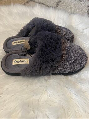 dearfoams Women's Plush Knit Clog Slippers - Charcoal Gray